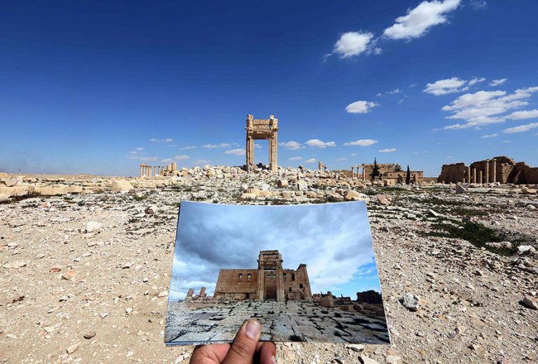 Srdcervúce fotografie zničených historických monumentov po útokoch ISIS