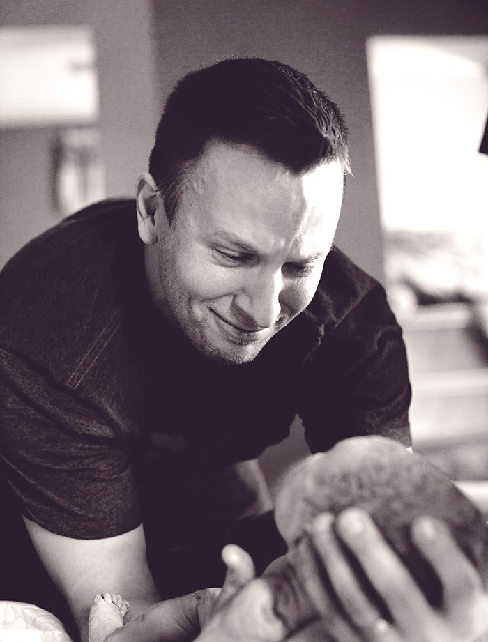 fathers-day-baby-photography-49-5763ef28ac624__700