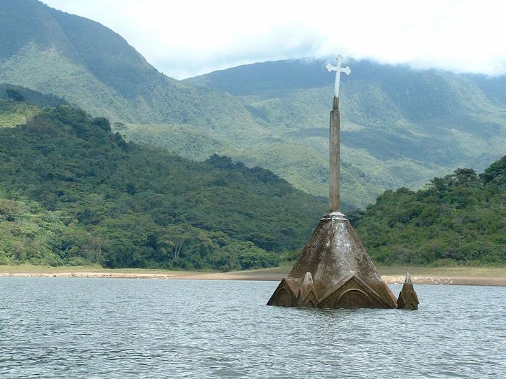 Vytopené mesto vo Venezuele uzrelo svetla sveta