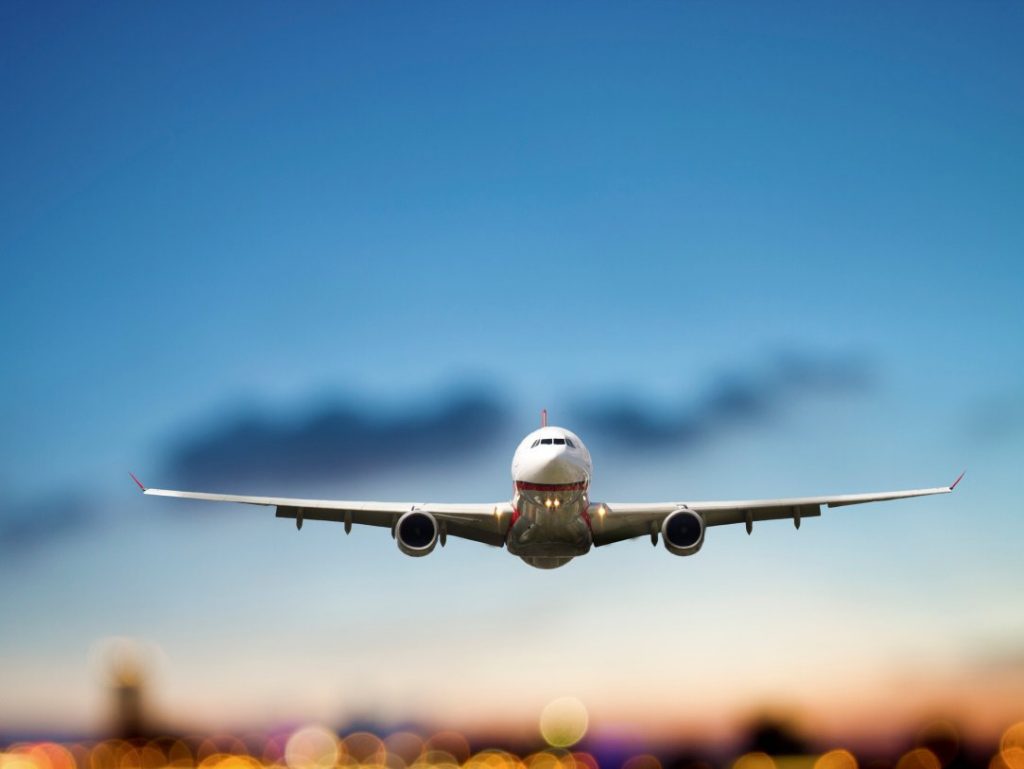 iStock/hotoncatcher, businessinsider.com