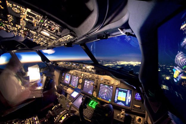 Amazing-Aviation, lonelyplanet.com