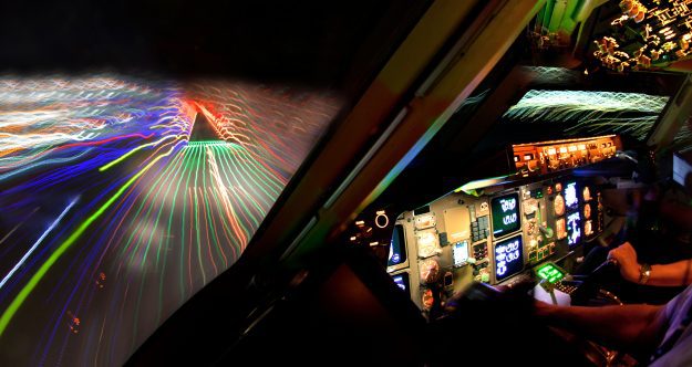 Amazing-Aviation, lonelyplanet.com