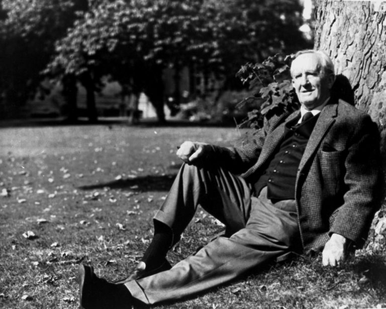 25 zaujímavostí o J. R. R. Tolkienovi, o ktorých ste zaručene ešte nevedeli