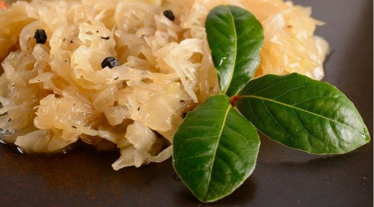 Kyslá kapusta je absolútna vitamínová bomba a prečo by ste si ju mali dopriať každý deň?
