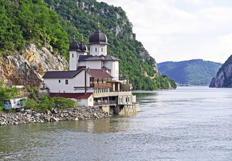 Preskúmajte nádherné Srbsko so spiatočnými letenkami len za cenu 19€!