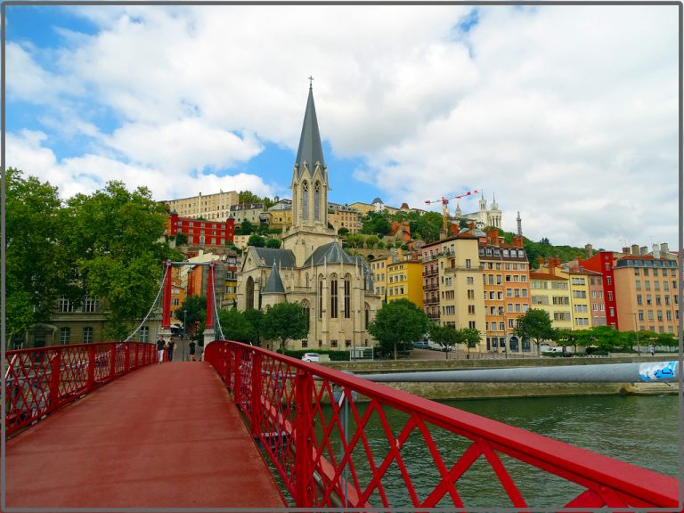 Francúzsky Lyon je teraz dostupný za cenu spiatočných leteniek iba 18€!
