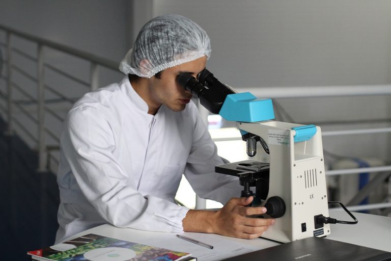 Vedci sú o výrazný kus bližšie k vývinu účinného lieku na vírus HIV