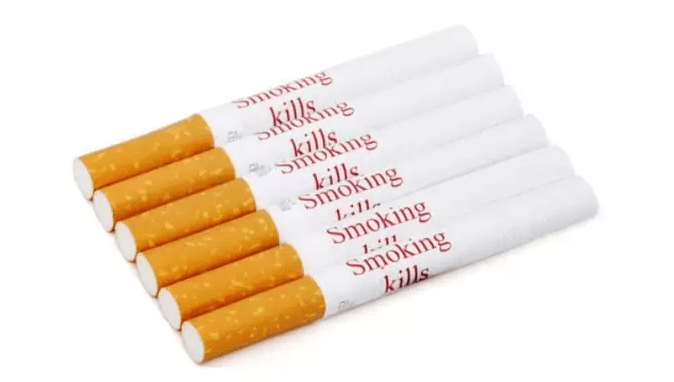 Ak by sa na každú cigaretu vytlačil nápis „Fajčenie zabíja“, tak by to pomohlo ľuďom nezačínať, resp. vzdať sa fajčenia