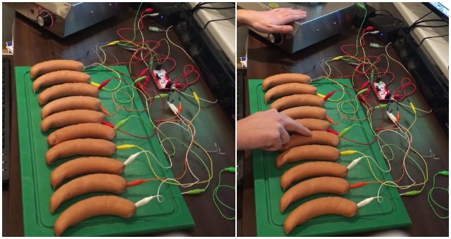 Klobásové piano? Prečo nie, moderná doba je plná neobmedzených možností