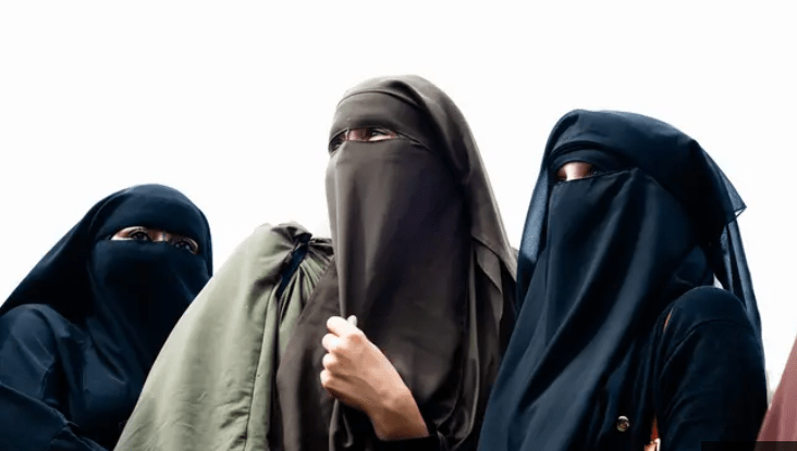 Srí Lanka zakáže nosenie burky a zatvorí aj viac ako tisíc islamských škôl