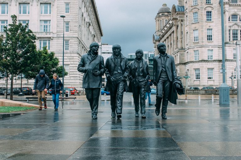 Dnešný deň v histórii – 10. apríla sa po rokoch dohadovania dvoch kohútov rozpadlo legendárne The Beatles