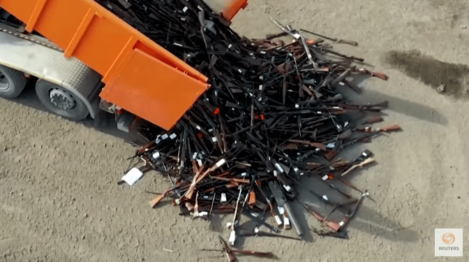 V Belgicku zrecyklovali viac ako 22 000 strelných zbraní na oceľ